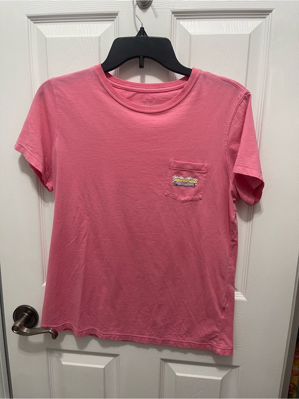 Vineyard Vines Pink Tropical Palapa Tee - Picture 9 of 16